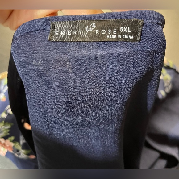 Emery Rose blouse size 5X - Picture 6 of 8